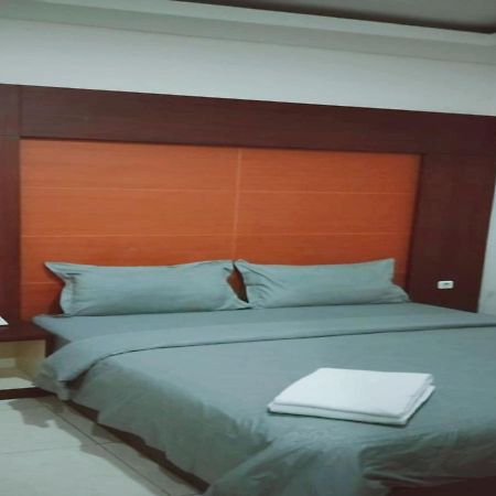 Hotel Gamalama WEST PAPUA Buitenkant foto